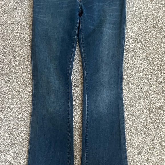 D&G straight leg stretchy jeans - Picture 4 of 10